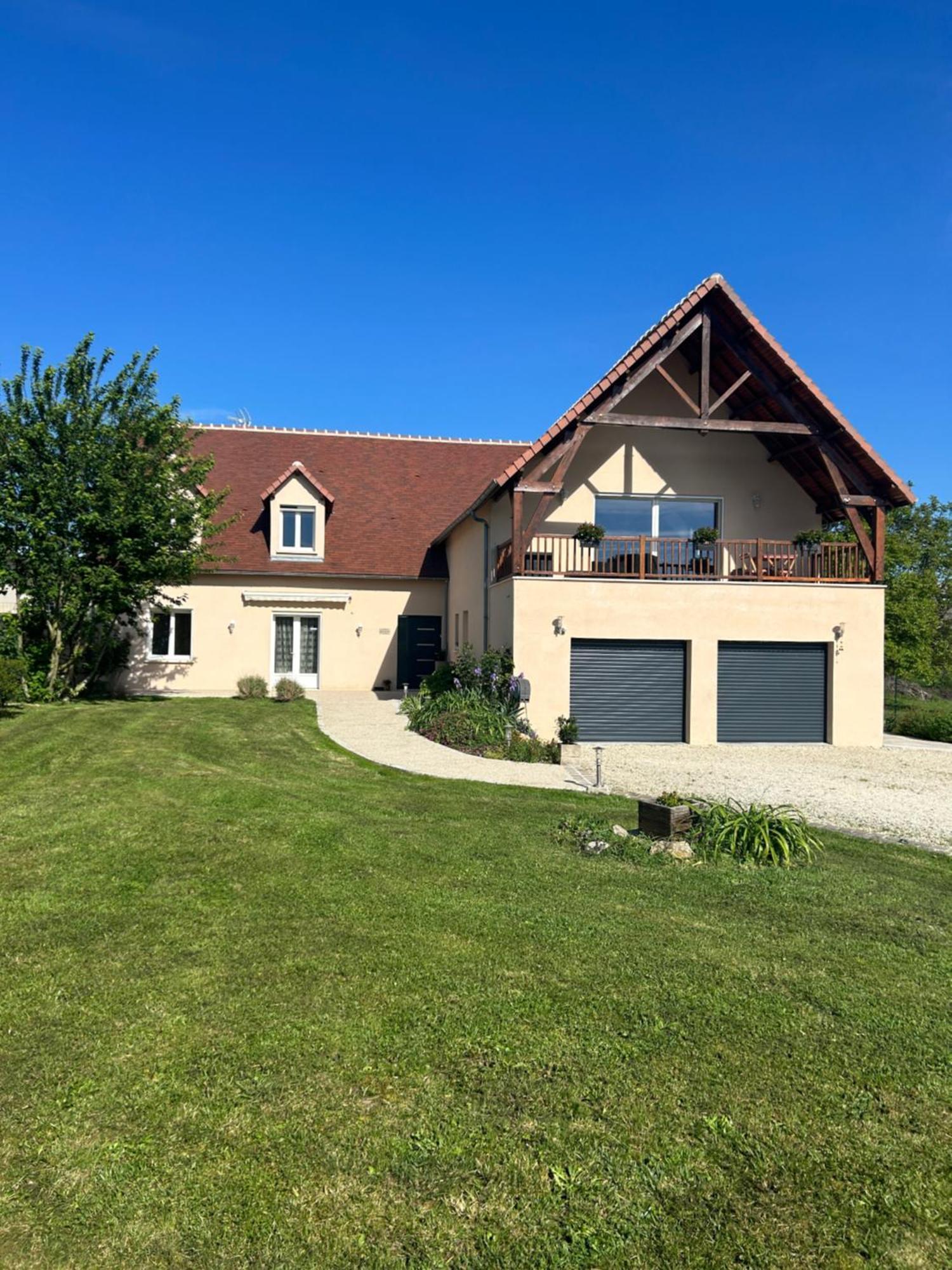Monthoiron Maison Karmanor מראה חיצוני תמונה